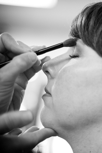 Evening Wedding Makeup: Expert Advice for a Dramatic Bridal Look