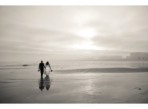 Beach Wedding Photography Inspiration: Stunning Photos from Top Photographers