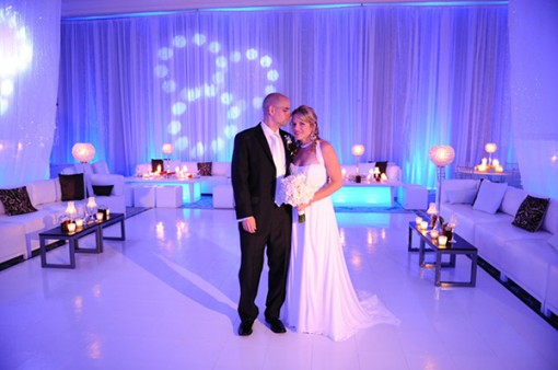 Grand Cayman Ritz Wedding: Stunning Photos at Crystal Blue Studio