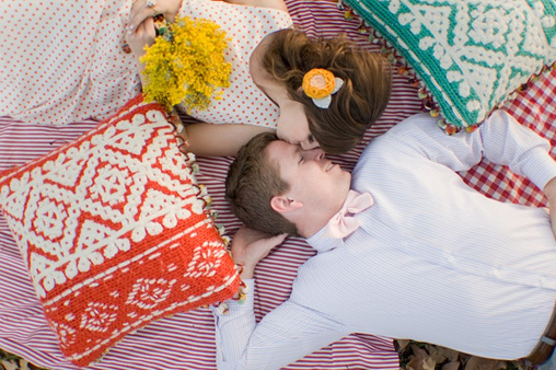 Shabby Chic Engagement Shoot: A Cute Couple's Homemaker Dream