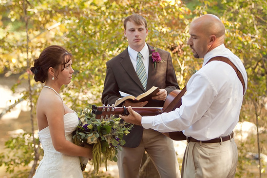 DIY North Carolina Wedding: Handmade Charm & Rustic Elegance