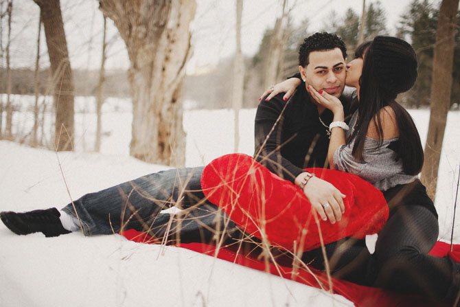 Happy Valentine's Day: Romantic Photos of Loving Couples in Winter