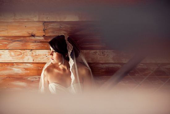 Courtney's Dallas, Texas Bridal Portraits: A Rustic Wedding Inspiration