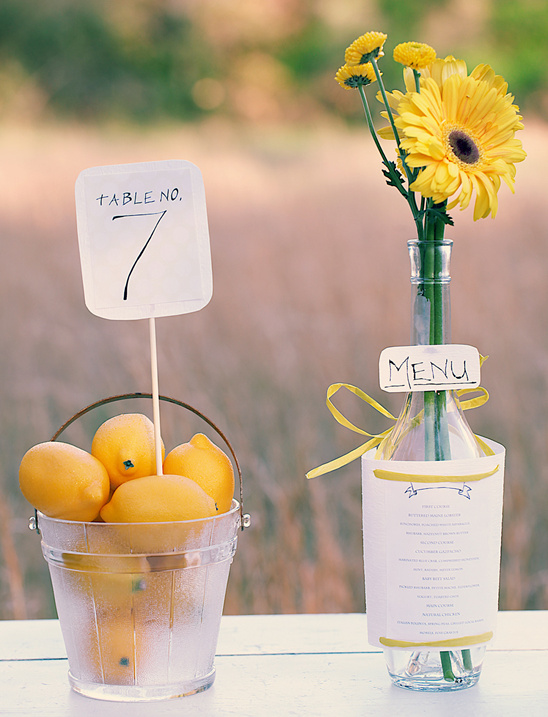DIY Wine Bottle Wedding Menus: Easy & Personalized Project