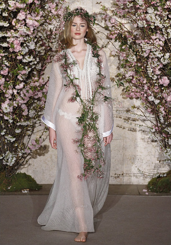 Oscar de la Renta's Dreamy 2012 Bridal Collection: Floral & Tulle