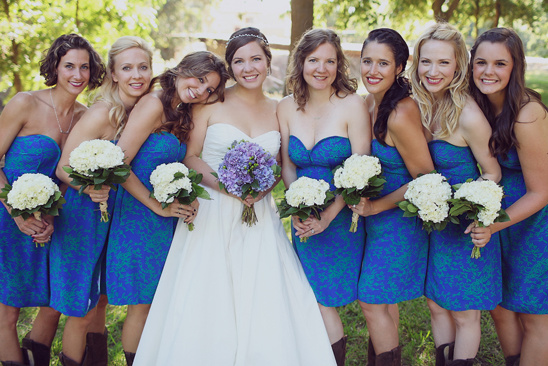 DIY Country Wedding: Rustic Chic Barn Celebration & Handmade Details