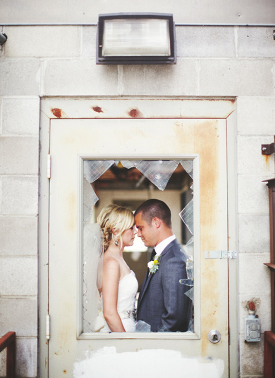 Rustic Chic Minneapolis Wedding: Calligraphy, Flowers, and Fabulous Details