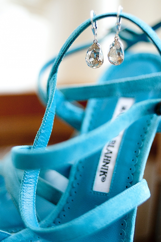 Intimate Vancouver Wedding: Jenny Packham Dress, City Views, & Turquoise Shoes