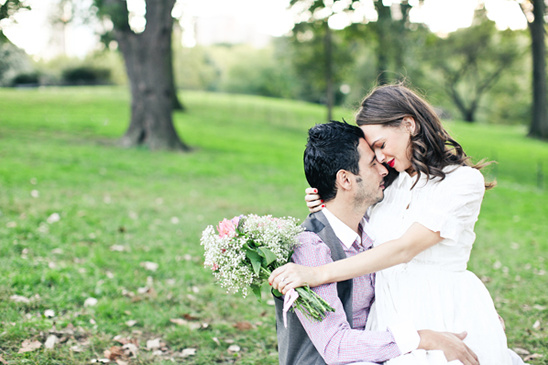 Vintage Charm: Central Park Engagement Photoshoot with Stylish Flair