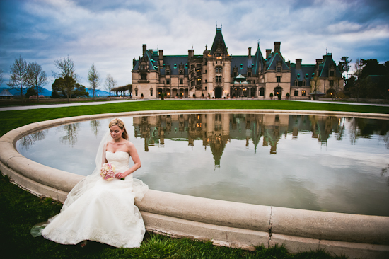 Biltmore Estate Bridal Photoshoot: Stunning Spring Wedding