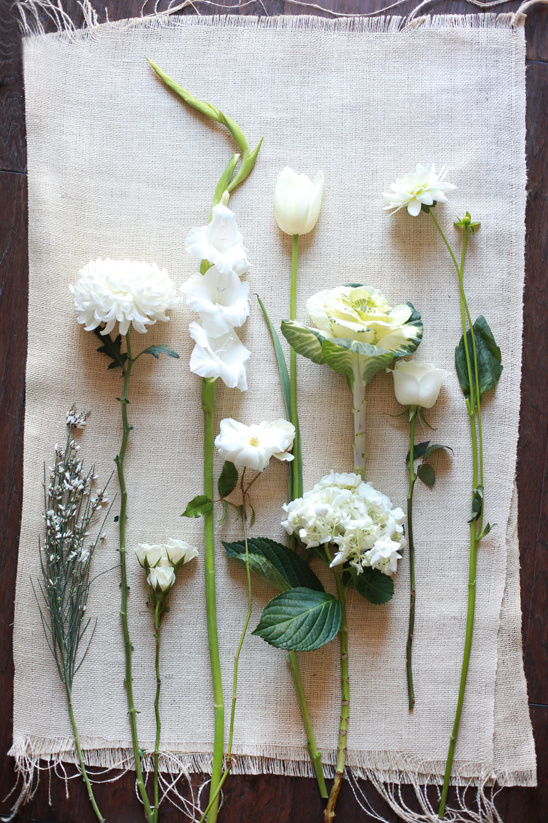 Complete Wedding Flower Guide: White Blooms & DIY Bouquet Inspiration