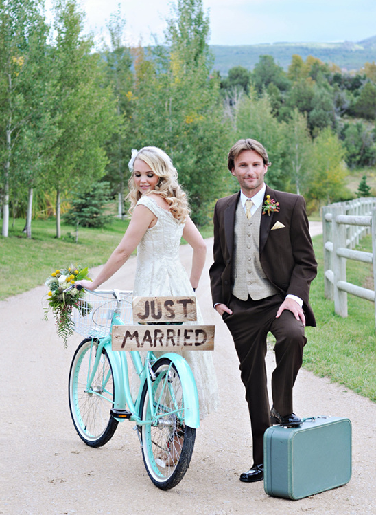 Rustic Utah Wedding Inspiration: Mountain Charm Meets Modern Style