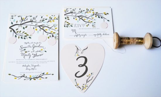 Elegant Wedding Invitations: Custom Suites for Fall Weddings
