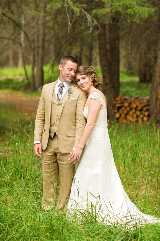 Rustic Montana Wedding at Weatherwood Homestead: Lexi & Dan's Celebration