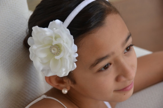 Elegant Flower Girl Headband with Rhinestones
