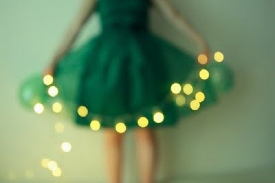 Sparkle and Shine: New Year's Eve Decor & Celebration Tips