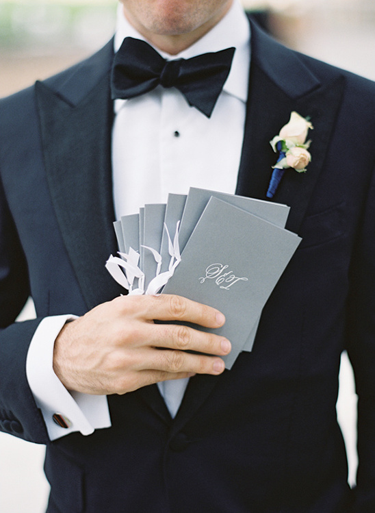 Groom Gift Guide: Stylish & Personalized Presents He'll Adore!