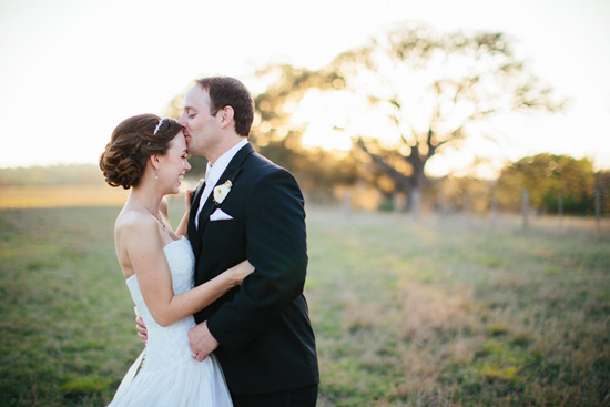 Romantic Texas Barn Wedding in Fredericksburg | Wedding Chicks