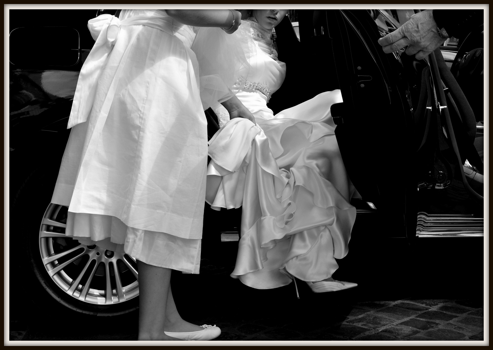 Romantic Roman Wedding: Fiat 500, Basilica & Villa Miani