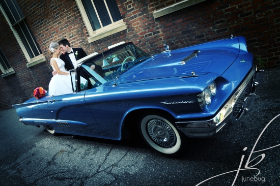 Lakeside Vintage Wedding: Jason & Laura's Summer Romance