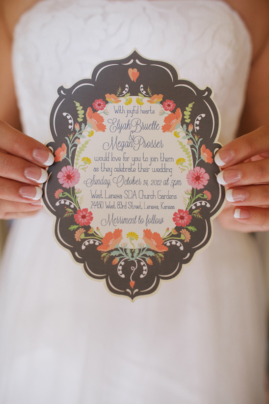 Colorful DIY Backyard Wedding: A Picnic Reception with Family Love!