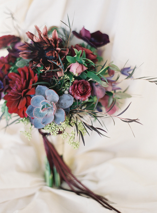 Dark Wedding Flowers: Fall-Inspired Elegance