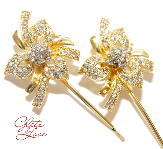 Gold Rhinestone Hair Pins: Elegant Wedding Accessory