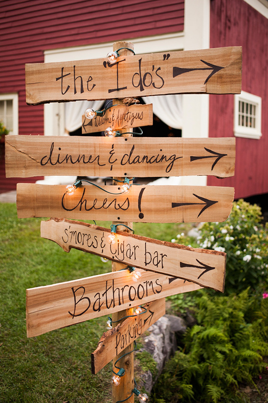 Rustic Fall Wedding in Maine: A Celebration of Love & Serendipity