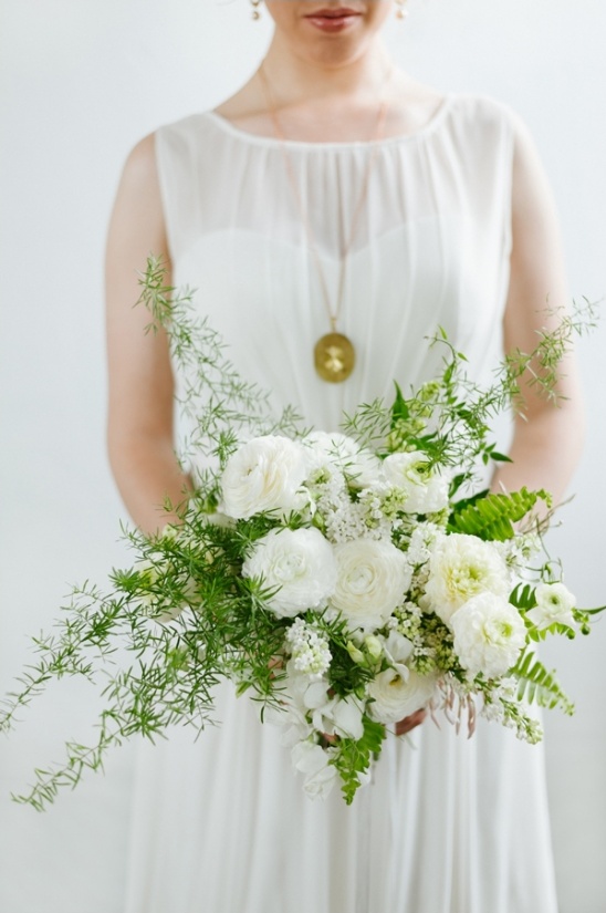 Botanical Bridal Inspiration: Modern Green Wedding