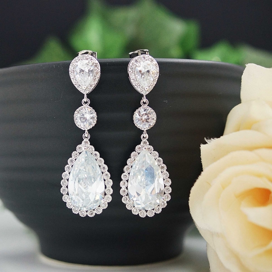 Sparkling Pear-Shaped Cubic Zirconia Earrings