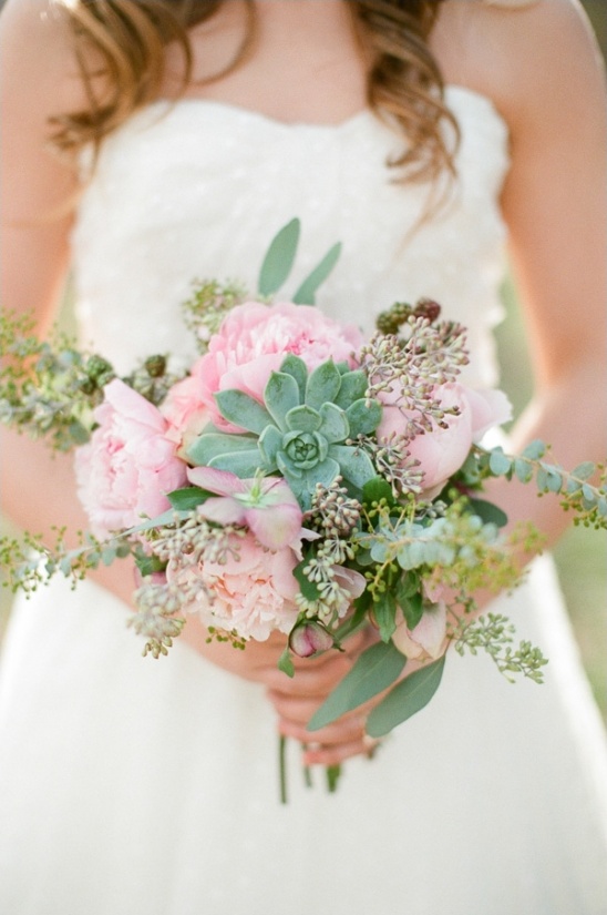Mint, Pink and Gold Wedding Inspiration by Rebecca Rose Events