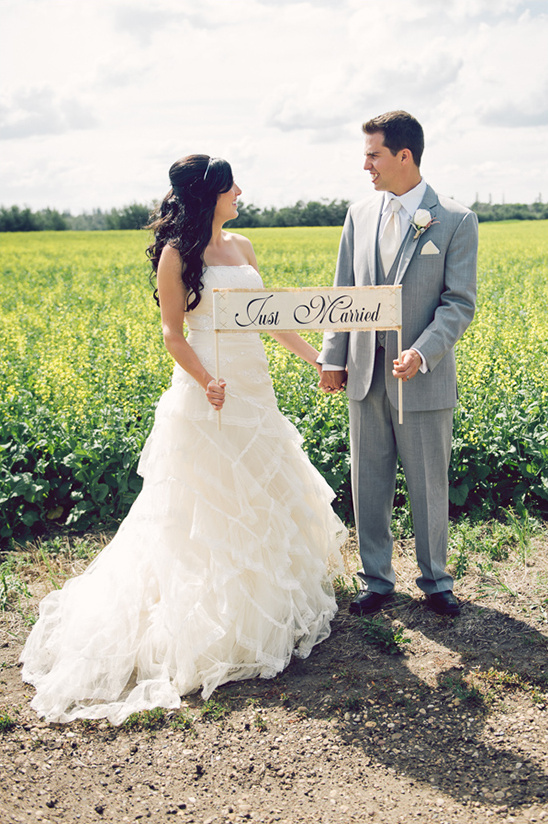 Rustic Pink & Gray Farm Wedding: DIY Budget Breakdown