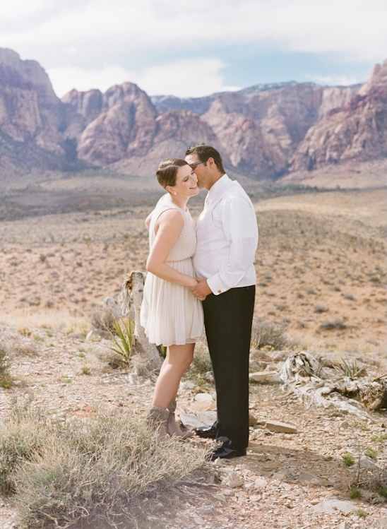 Las Vegas Desert Destination Wedding: Budget Breakdown & Inspiration