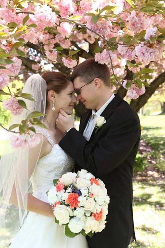 Stunning Wedding Photos: Elegant Bride & Groom