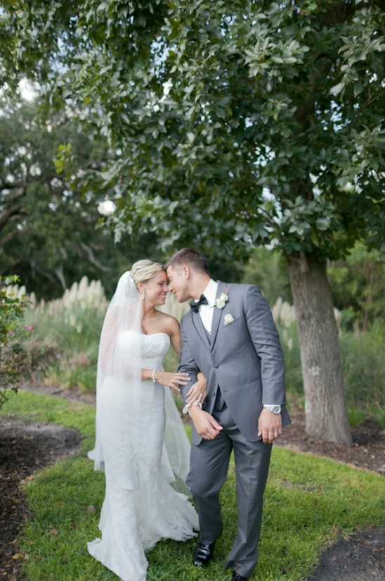 Rainy Day Wedding: Travel-Themed Celebration at Bella Collina