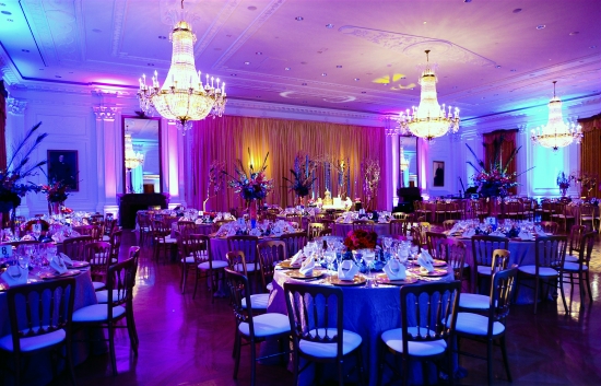 Wedding Open House: Explore Gardens, Sample Treats, Register Now!