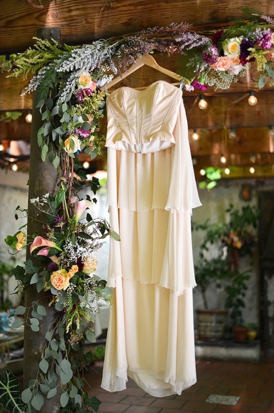 Chic Indoor Garden Wedding at Acqua Santa: Boho Floral Extravaganza