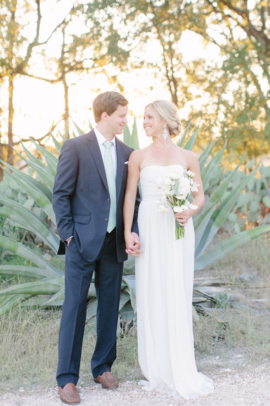 Whimsical Texas Wedding: Budget Breakdown & Love Story