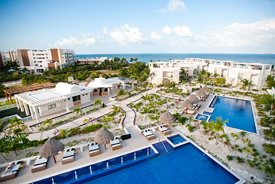 Barefoot Beach Wedding in Mexico: Yana & David's Dream