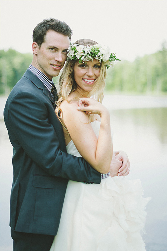 Lakefront Wedding: A Family Affair Filled with Love and Unforgettable Moments