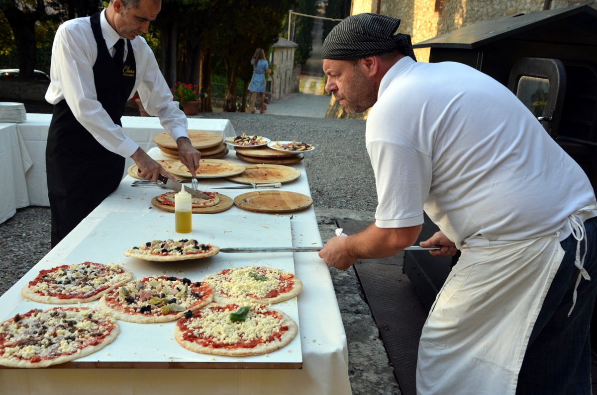Tuscan Wedding Bliss: Multi-Day Celebrations at Villas Catignano and Pitiana