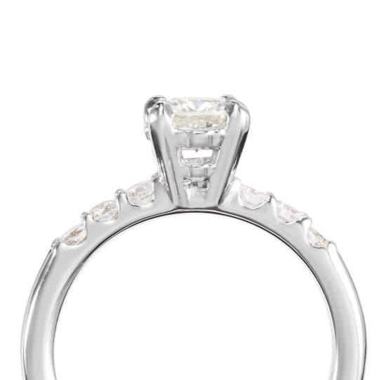 The Acropolis: A Diamond Ring Inspired by Roman Drama
