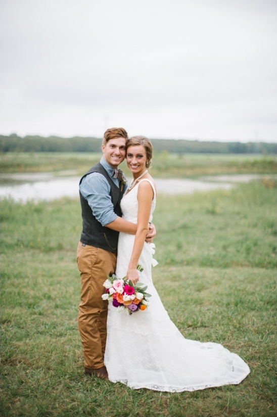 Serendipitous Texas Wedding: Capturing Love, Colors, and Rustic Elegance