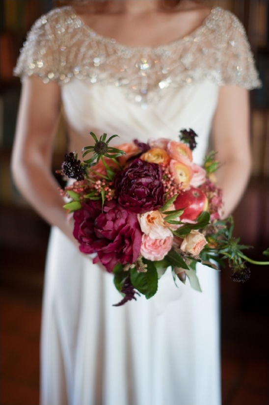 Cozy Winter Wedding Ideas: Warm Colors & Unique Details