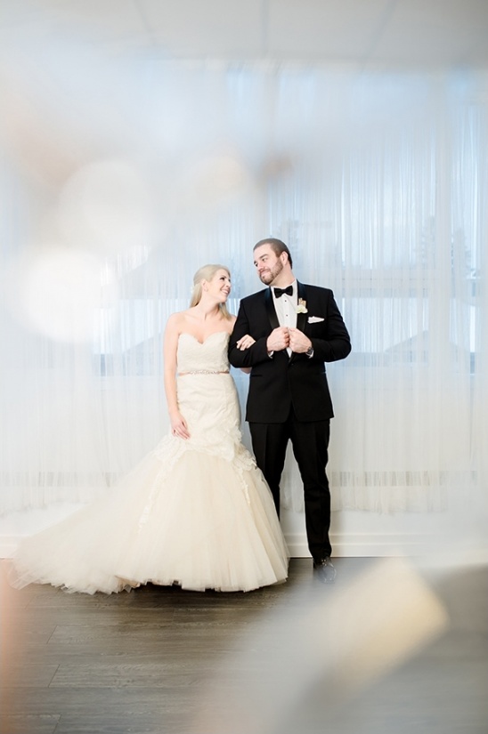 Glamorous Rose Gold Wedding Inspiration: Sparkles, Gold & Glamour Galore!