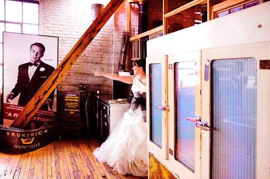 Elegant Urban Wedding Photoshoot: Chic Moments & Fine Art Photography