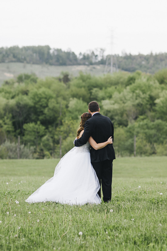 Jenna and Trent's Romantic Wedding at Breitenbach Winery