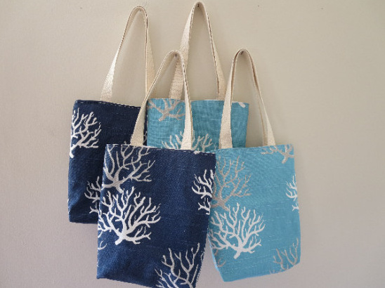Beach-themed Tote Bags: Perfect Bridesmaid & Wedding Gifts