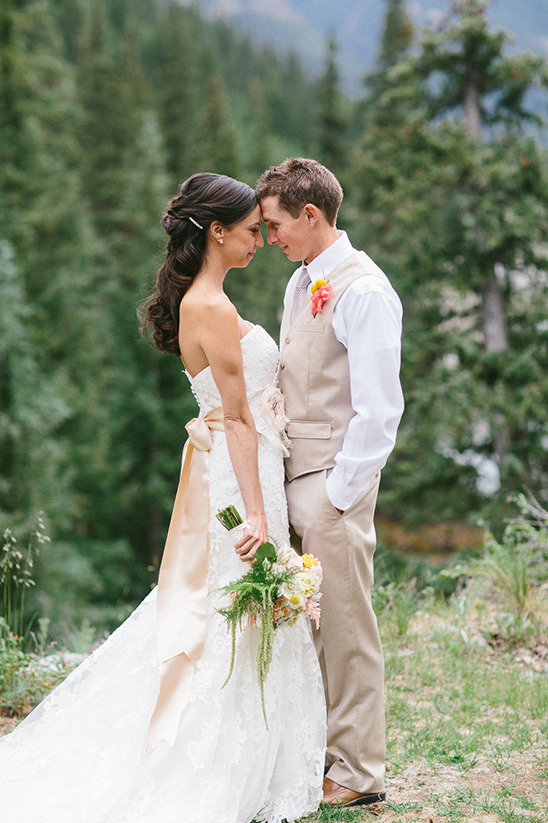 Secluded Colorado Rockies Wedding at Eureka Lodge: A Romantic Escape