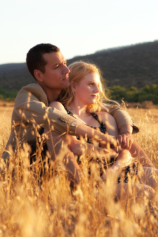 Aptera Studios Wedding Photography: Natural & Dramatic Shots